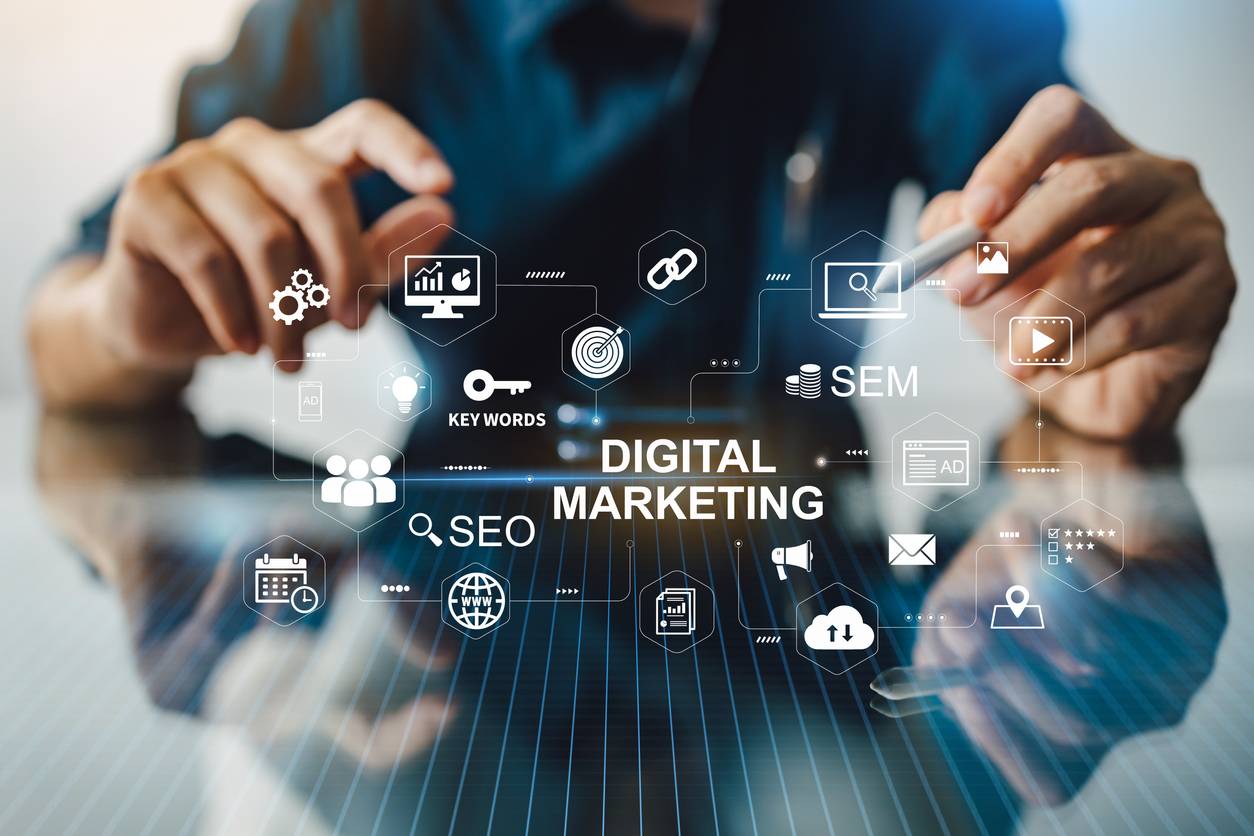 Marketing Class: Complete Guide to Essential Concepts and Career Benefits